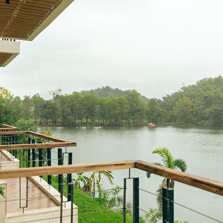 Hotel Oleander Farms, Karjat Esterno foto